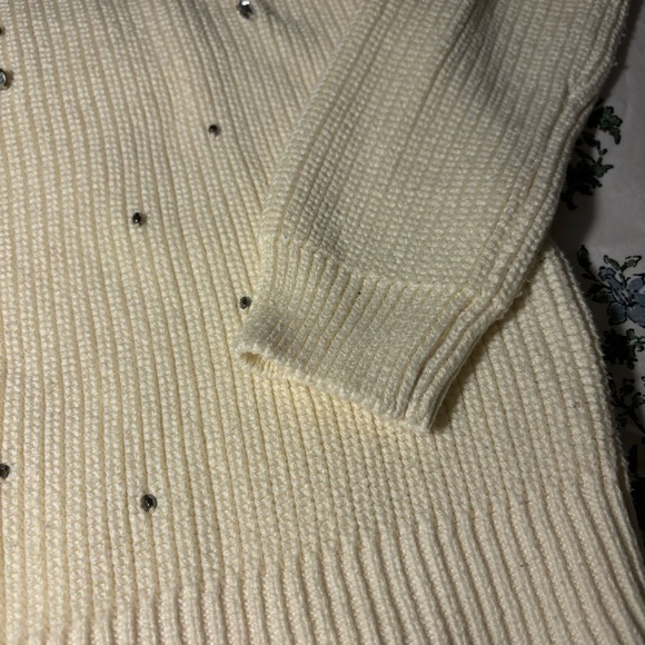 Heavy Knit Rhinestone Cream Sweater - Picture 7 of 8
